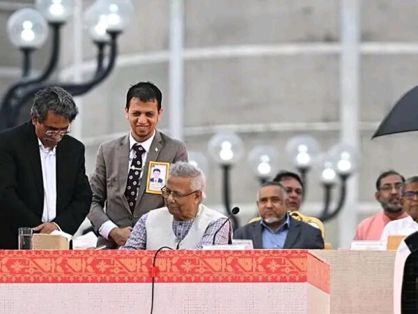 আলী রীয়াজকে প্রধান উপদেষ্টার বিশেষ সহকারী হিসেবে নিয়োগ!