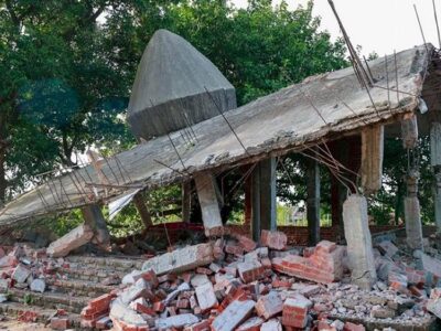 শেখ হাসিনা সরকারের পতনের পর দেশের ৯৭ মাজারে হামলা, মামলা মাত্র ১১টি!