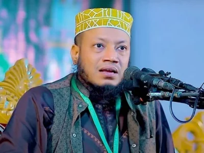 কুষ্টিয়ায় জামায়াত প্রার্থী আমির হামজাকে জরিমানা