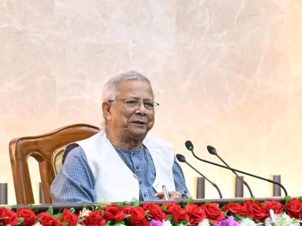 কর্মকর্তা-কর্মচারীদের উদ্দেশ্যে বিদায়ী ভাষণ প্রধান উপদেষ্টার