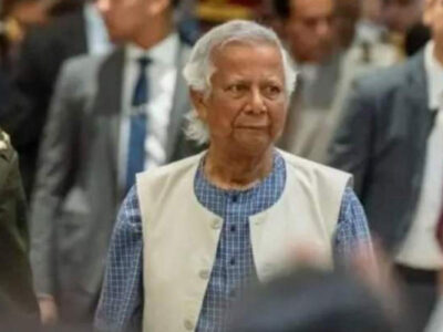 দারিদ্রকে জাদুঘরে না পাঠিয়ে দেশকে দারিদ্রে ডুবিয়ে গেছেন ড. ইউনূস