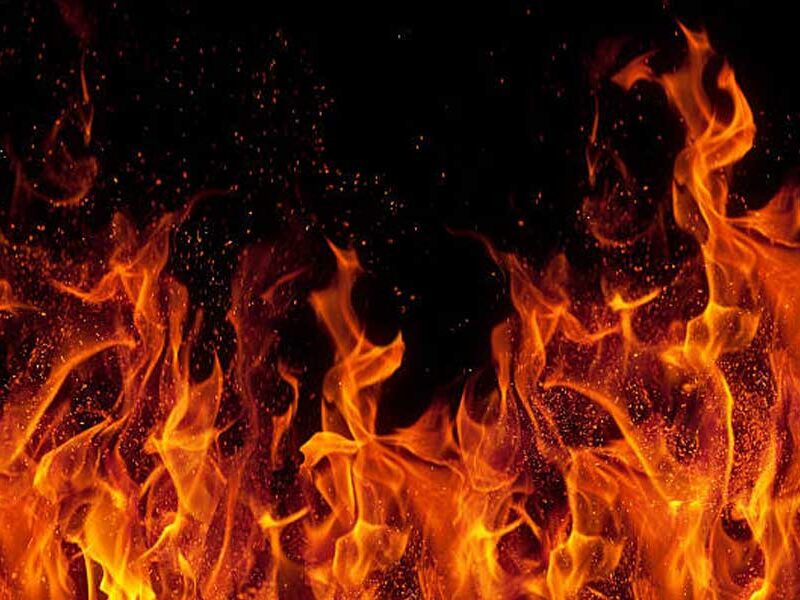 কিশোরগঞ্জে মার্কেটে ভয়াবহ আগুন, দোকান পুড়ে ছাই