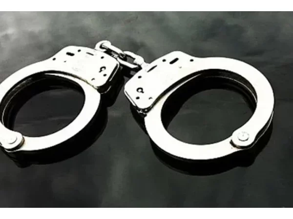 ধানমন্ডিতে ঝটিকা মিছিলের সময় মহিলা আওয়ামী লীগের সাত নেত্রী গ্রেফতার