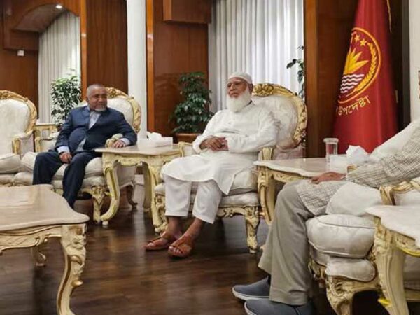 ১২ ফেব্রুয়ারি বাংলাদেশের রাজনীতির ১০ নম্বর মহাবিপদ সংকেত