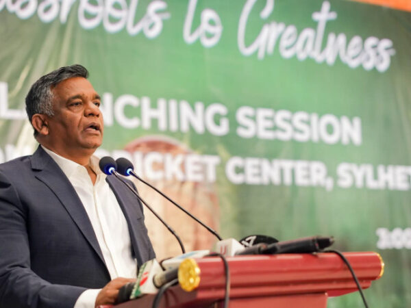 চলে গেছেন বিসিবি সভাপতি আমিনুল ইসলাম বুলবুল