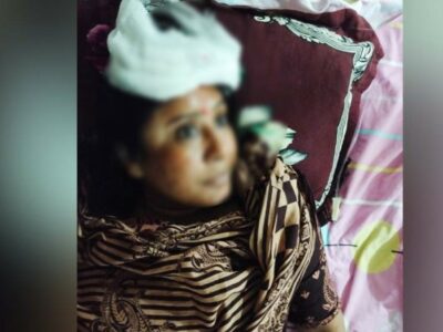 যশোরে চাঁদা না দেয়ায় হিন্দু নারীকে মেরে রক্তাক্ত করলো দুর্বৃত্তরা