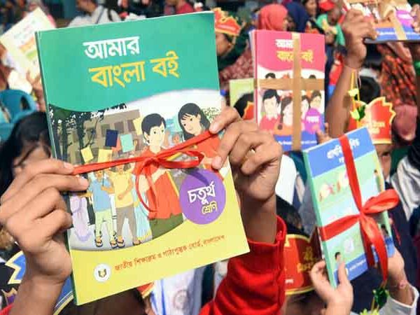 পাঠ্যবইয়ে লোপাট ৬৫৯ কোটি, মুদ্রণের সিন্ডিকেট নেতৃত্বে কয়েকটি প্রভাবশালী মুদ্রণ প্রতিষ্ঠানের নাম