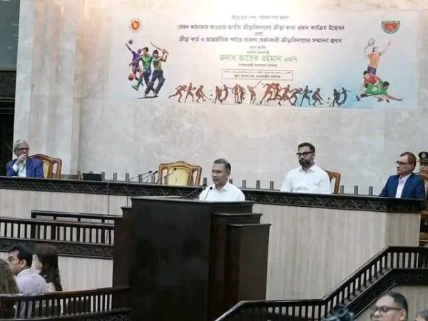 খেলোয়াড়দের রাজনীতি থেকে দূরে থাকার পরামর্শ প্রধানমন্ত্রী তারেক রহমানের