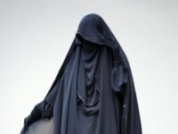 বোরখার নিচে ১২ কেজি গাঁজা! তিন নারী আটক