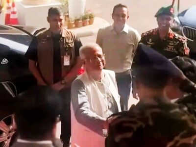 শেষ সময়ও রাষ্ট্রীয় সুযোগ-সুবিধা নিতে ভোলেননি স্বঘোষিত ভিআইপি ইউনূস