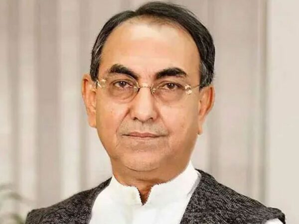 অসুস্থ মির্জা আব্বাস, উন্নত চিকিৎসার জন্য সিঙ্গাপুর নেওয়া হবে