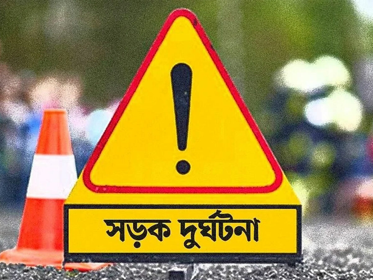 ঢাকায় রাতে সড়কে ঝরলো ৪ প্রাণ