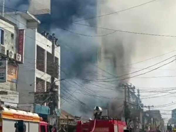 সৈয়দপুরে ঢাকা ব্যাংকে ভয়াবহ আগুন!