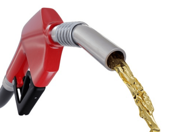 দেশজুড়ে পেট্রোল- অকটেন সংকট, চরম ভোগান্তিতে মোটরবাইক চালকরা