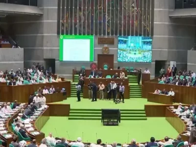 মহামান্য রাষ্ট্রপতির ভাষণের সময় জামায়াত জোটের ওয়াকআউট