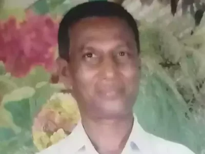 বিজ্ঞান পড়ানোর সময় ধর্ম অবমাননার মিথ্যা অভিযোগে কারাগারে যাওয়া শিক্ষক হৃদয় মণ্ডল মারা গেছেন