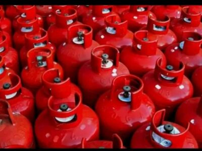 এলপিজি নিয়ে মারাত্মক ভুক্তভোগী জনগণ, সংসার চালানোর অর্ধেক টাকা চলে যাচ্ছে সিলিন্ডারে