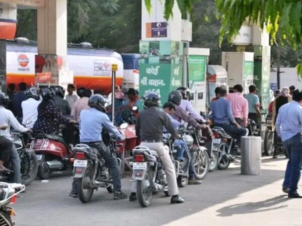 জ্বালানি সংকটের ধাক্কা দেশের অর্থনীতিতে!