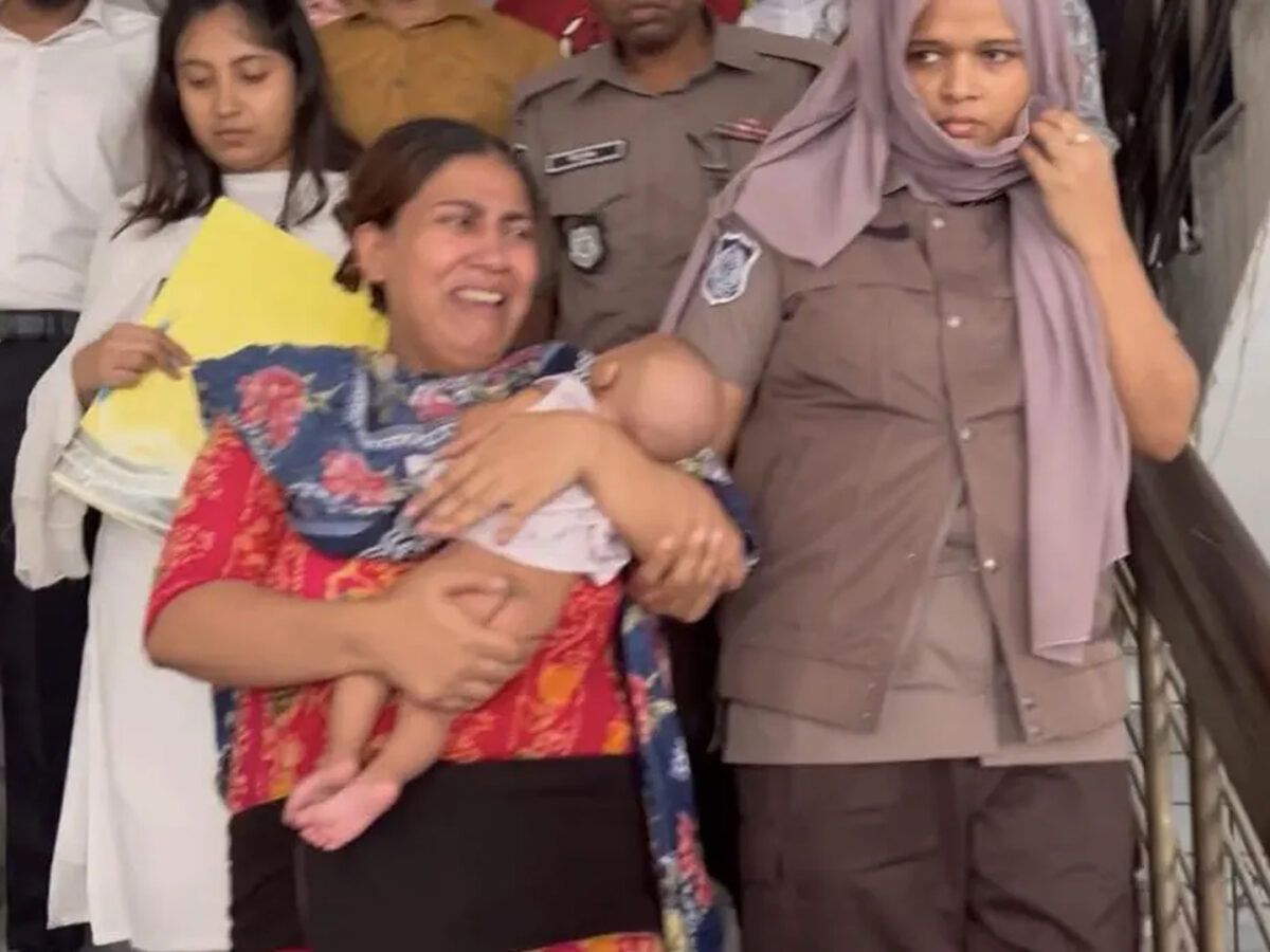 পাঁচ হাজার টাকা মুচলেকায় জামিন দেয়া হলো ৪৬ দিনের সন্তানসহ কারাগারে পাঠানো যুব মহিলা লীগ নেত্রীকে