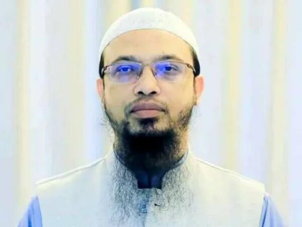 অস্ট্রেলিয়ার ভিসা বাতিলের বিষয়কে অন্যায় আচরণ বললেন ধর্ম ব্যবসায়ী শায়খ আহমাদুল্লাহ