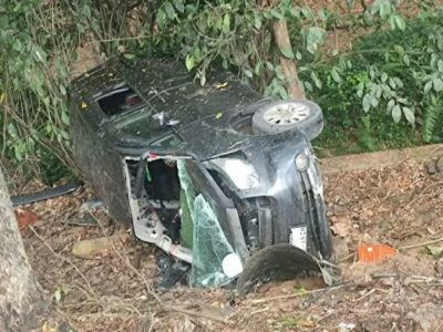 চট্টগ্রামে নিয়ন্ত্রণ হারিয়ে খাদে মাইক্রোবাস; দুই বৌদ্ধ ভিক্ষুর মৃত্যু