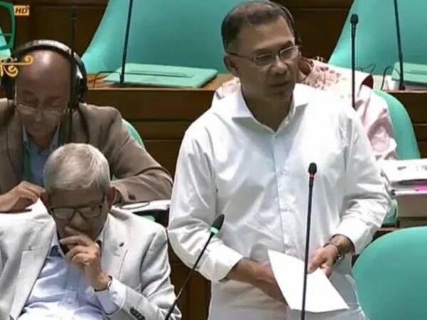 ‘ই-হেলথ কার্ড’ দেওয়ার উদ্যোগ নেওয়া হয়েছে: জানালেন প্রধানমন্ত্রী তারেক রহমান