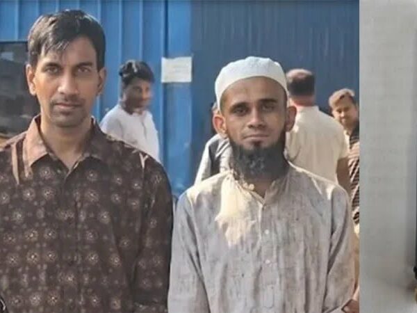 বাংলাদেশে ভয়ঙ্কর ক্ষুদ্র আগ্নেয়াস্ত্র ‘পেনগান’ উদ্ধার, দুই গ্রেপ্তার