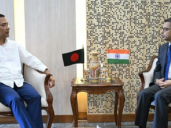 তারেক রহমানের সঙ্গে ভারতীয় হাইকমিশনারের সৌজন্য সাক্ষাৎ