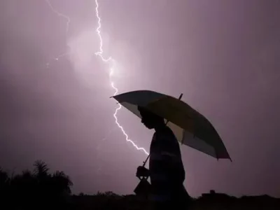 বজ্রপাতে মৃত্যু বাড়ছেই!  দেশে আরো ৯ জনের প্রাণহানি, আহত কয়েকজন