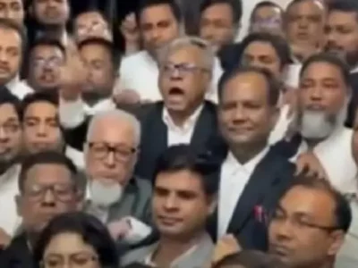 সুপ্রিম কোর্ট আইনজীবী সমিতির নির্বাচনে আওয়ামীপন্থীদের মনোনয়ন বাতিল! প্রতিবাদ