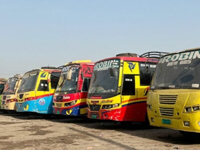 কুষ্টিয়া থেকে অনির্দিষ্টকালের জন্য বাস চলাচল বন্ধ, ভোগান্তিতে যাত্রীরা