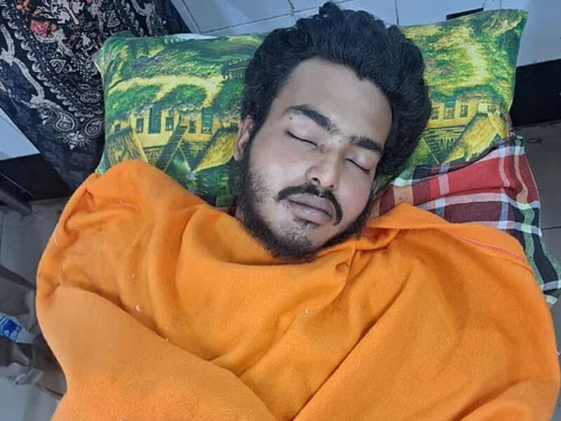 ছাত্রলীগ নেতাকে ঘর থেকে ডেকে নিয়ে কাটা হলো পায়ের রগ, এলোপাতাড়ি কোপ