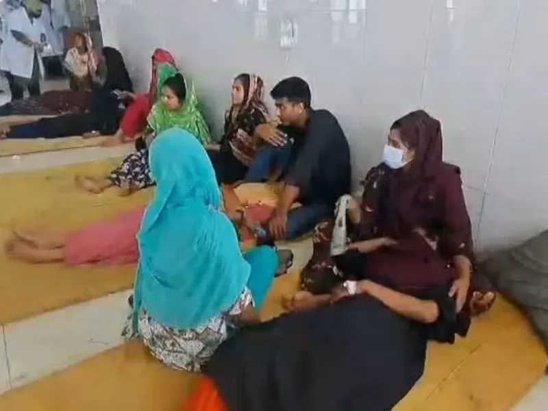গাজীপুরে পোশাক কারখানায় অর্ধশত শ্রমিক হঠাৎ অসুস্থ