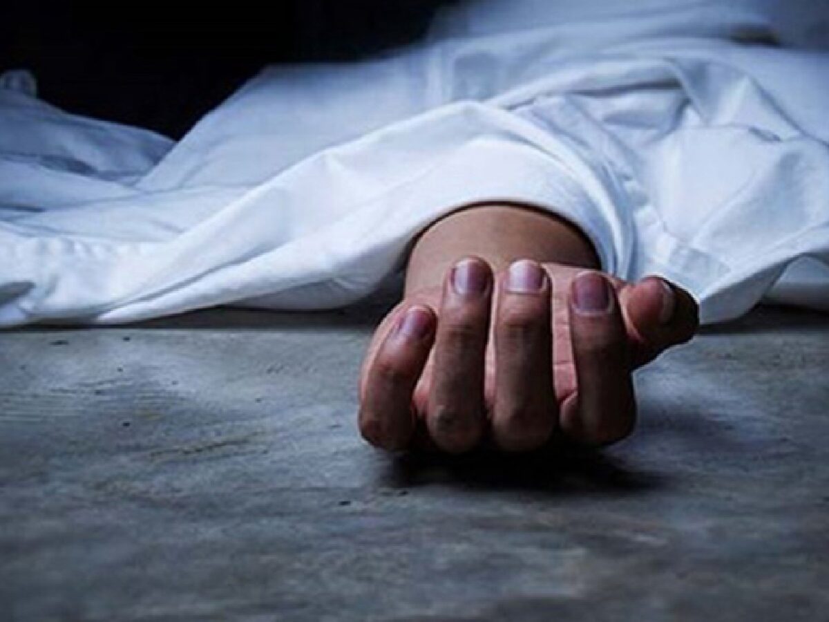 ছাত্রলীগ নেতার ঝুলন্ত লাশ উদ্ধার! নেপথ্যে কী?