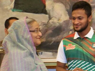 ‘একটা সময় দেখতাম সবাই আওয়ামী লীগ করে, এখন দেখি কেউই করে না’