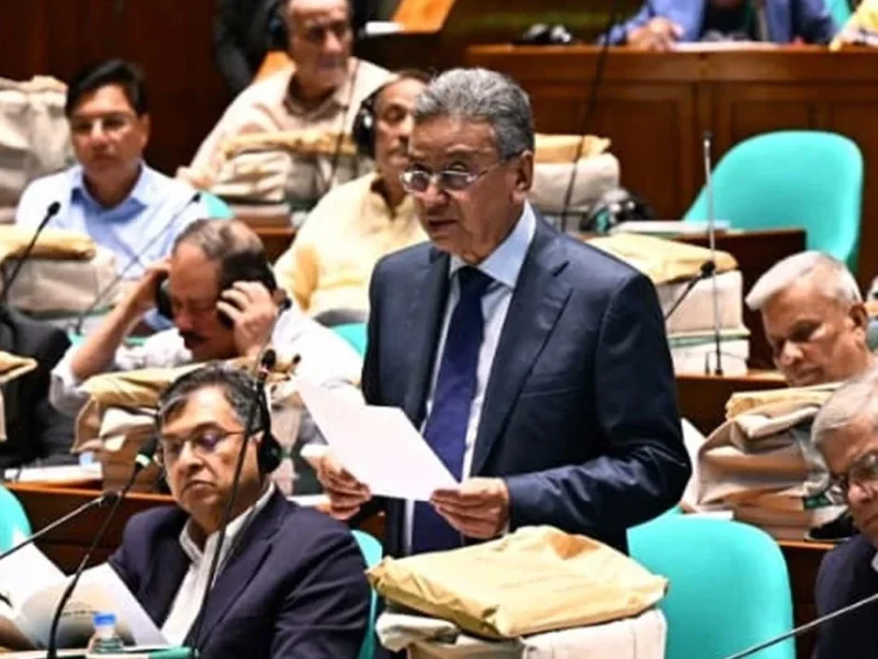 মুদি দোকান, প্রসাধন সামগ্রীসহ ১৭টি খাতকে কর ব্যবস্থার আওতায় আনার পরিকল্পনা, সাধারণ মানুষের মাথায় বাজ