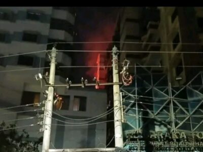 রাজধানীর কাঁটাবনে আবাসিক ভবনে ভয়াবহ আগুন, দুজনের মৃত্যু