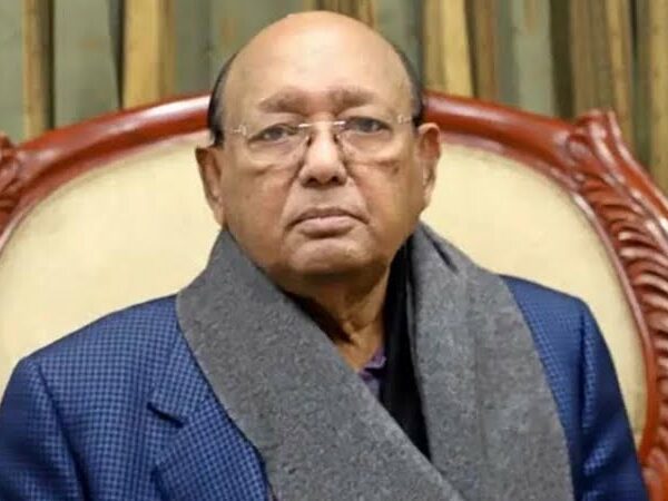 ৬৯ এর গণ-অভ্যুত্থানের নায়ক, আওয়ামী লীগের বর্ষীয়ান নেতা তোফায়েল আহমেদ প্রয়াত