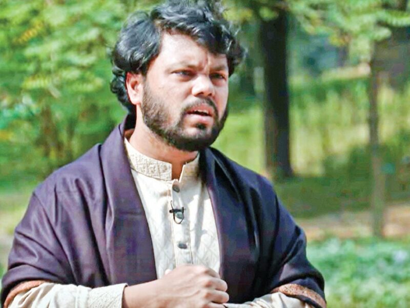 বাংলা সাহিত্যে ওসমান হাদী নামে একজনের বীরত্বগাথা যুক্ত হতে যাচ্ছে! প্রজন্ম সেগুলো পড়ে কি শিখবে?