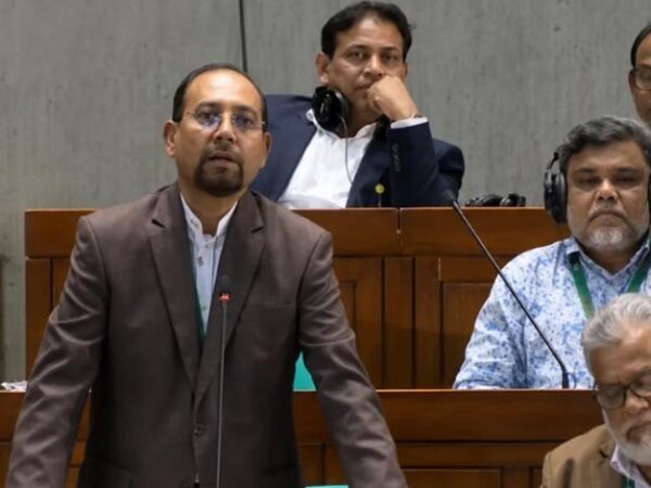 প্রতারক-ভণ্ড-জোচ্চোর একটি দল জামায়াতে ইসলামী, জাতীয় সংসদেই খুনী-রাজাকারের দলকে নিষিদ্ধ করার দাবি