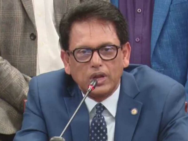 অনার্স থেকে বাংলা, ইতিহাস ও দর্শন বাদ দেওয়ার খবরকে ‘ভিত্তিহীন’ বললেন শিক্ষামন্ত্রী