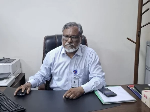 সারাদেশে হাসপাতালের শৌচাগার পরিষ্কারের দায়িত্ব সাংবাদিকদের দিতে চান স্বাস্থ্য অধিদপ্তরের উপপরিচালক, মন্তব্যের পরেই দেশজুড়ে তীব্র প্রতিক্রিয়া