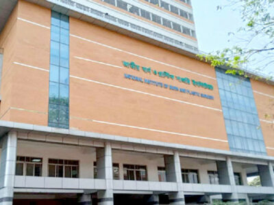 কেরানীগঞ্জে গ্যাসের লাইনে কাজ করার সময় আচমকা বিস্ফোরণে ৩ শ্রমিক দগ্ধ