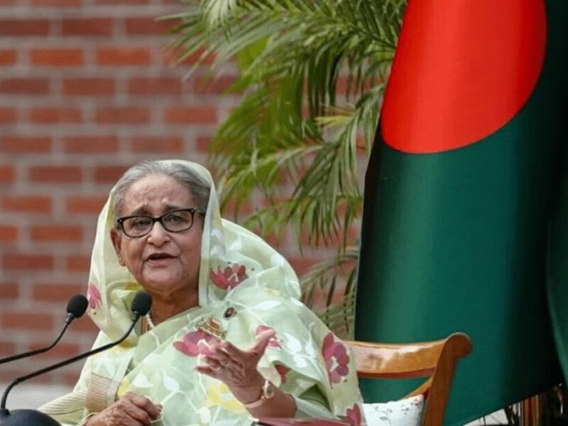 মৃত্যুদণ্ডের খাঁড়া মাথায় নিয়েও ডিসেম্বরের মধ্যেই দেশে ফিরতে চান শেখ হাসিনা!