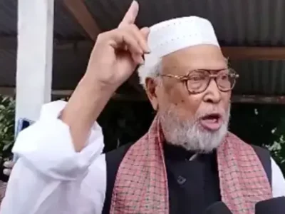 হাতকড়া আমাদের কাছে নববধূর চুড়ির মতো: বীর মুক্তিযোদ্ধা লতিফ সিদ্দিকীকে হাতকড়া পরানো প্রসঙ্গে প্রতিক্রিয়া কাদের সিদ্দিকীর