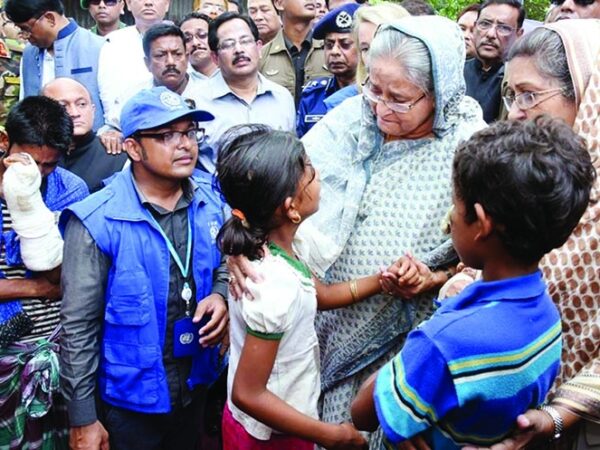 “বাংলাদেশের জনগণের কষ্ট আমি সহ্য করতে পারছি না, আমি জনগণের জন্য দেশে ফিরবো”: শেখ হাসিনা