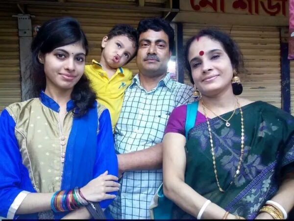 রংপুরে চক্রবর্তী পরিবারের চার সদস্য খুন! ছাদে-সিঁড়িতে-ঘরে পড়েছিল শিক্ষক ও তাঁর স্ত্রী, দুই সন্তানের মরদেহ