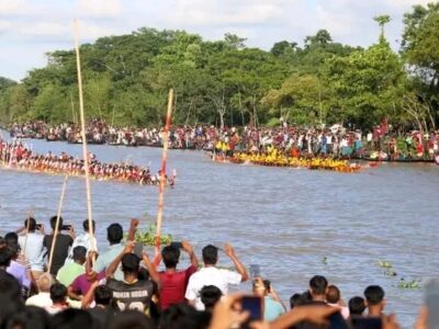 সুনাই নদীতে শেষবারের মতো নৌকাবাইচ, বিদায়বেলায় আমাদের হাজার বছরের লোকজ সংস্কৃতি দীর্ঘশ্বাস ফেলে গেলো