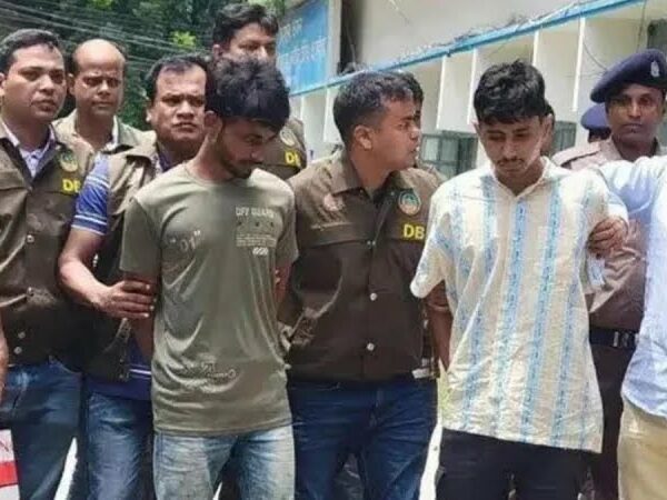 রংপুরে গণপতি চক্রবর্তী পরিবারের ৪ জনকে হত্যা: গ্রেপ্তার সিদ্ধার্থ ও মুগ্ধের ডোপ টেস্টে কোনো মাদকের অস্তিত্ব পাওয়া যায়নি! পুলিশের কথার সাথে প্রমাণের সামঞ্জস্য নেই
