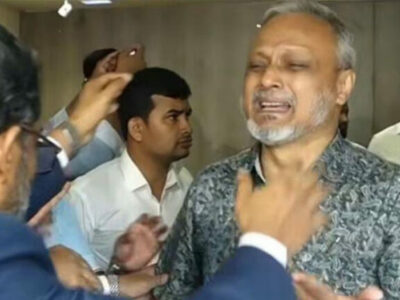 ‘আমার মা মারা যাচ্ছে, আমি টাকা তুলতে পারছি না’: চট্টগ্রামে ব্যাংকের আমানতকারীদের মানবেতর অবস্থা